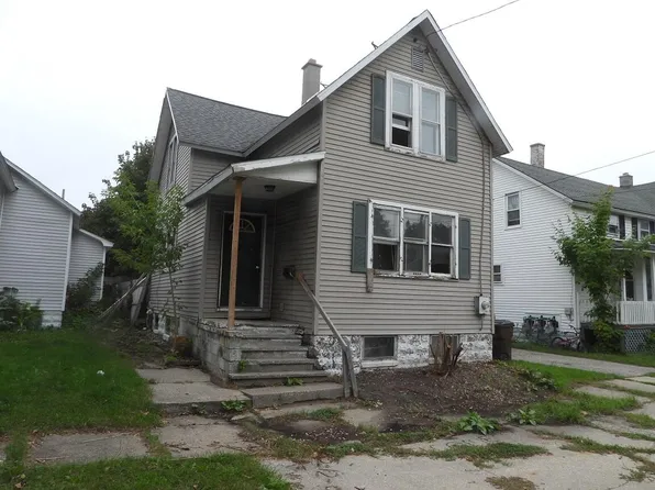 920 High St, Manistee, MI 49660