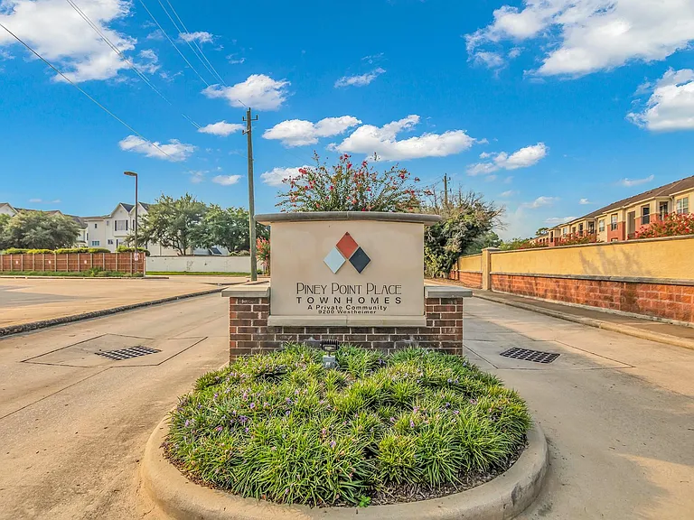 9200 Westheimer Rd #1503 — Photo 35