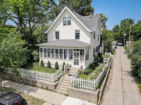 1014 25th Ave N, Minneapolis, MN 55411