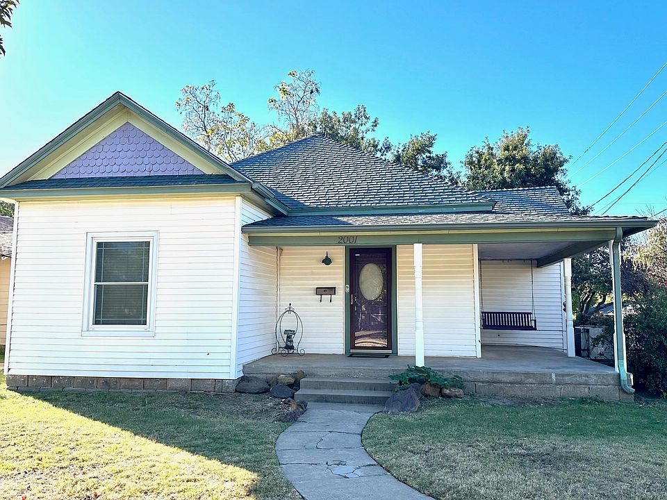 1st image of 2001 E Cypress Ave