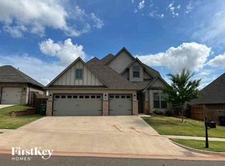 808 NW 190th St, Edmond, OK 73012
