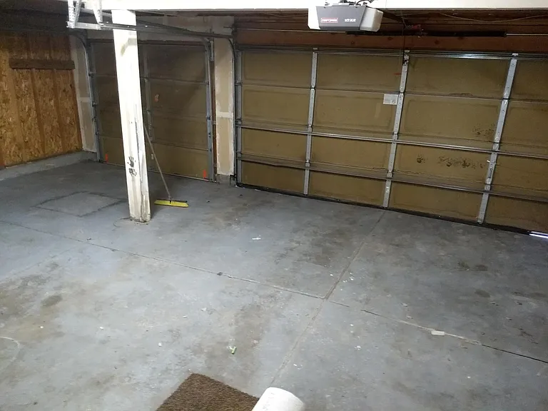 3 car garage