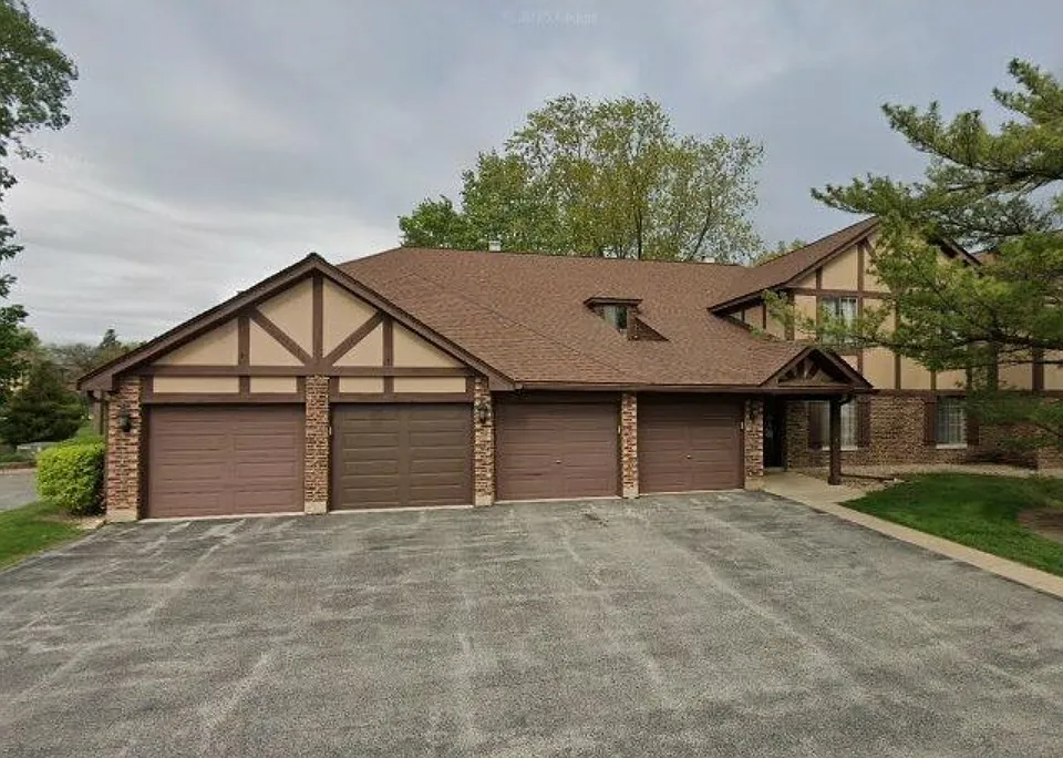 1602 Thames Ct #C