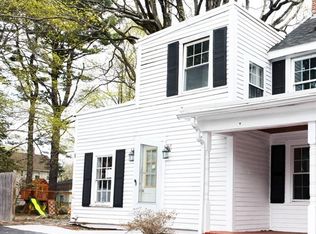54 Elm St #B, North Andover, MA 01845