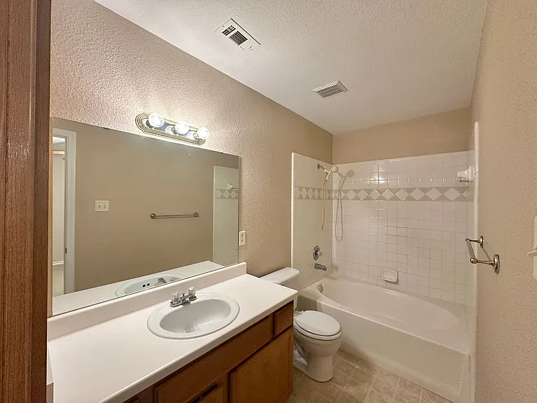 202 Janelle Dr — Photo 20