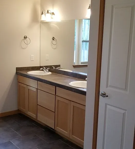 1847 Redwood Dr — Photo 18