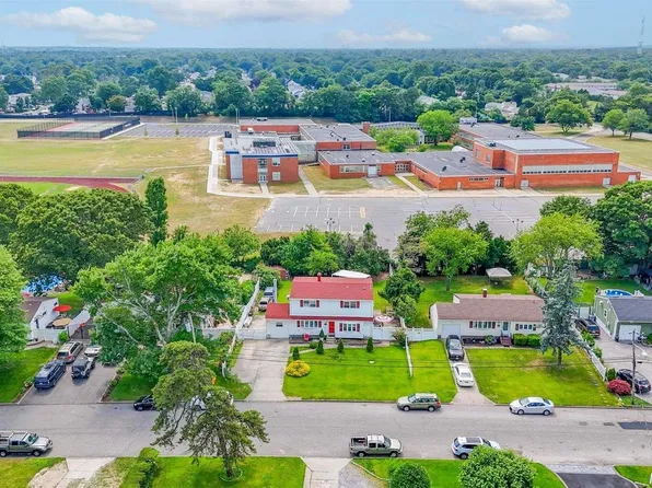 228 Dovecote Lane, Central Islip, NY 11722