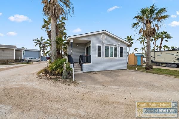 1st image of 389 Sand Dollar Dr