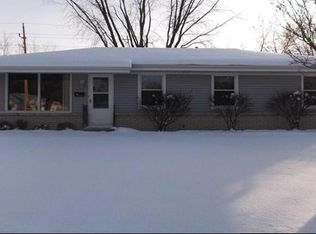 N92W17113 Roger Ave, Menomonee Falls, WI 53051