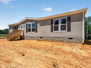 451 Salem Rd, McMinnville, TN 37110