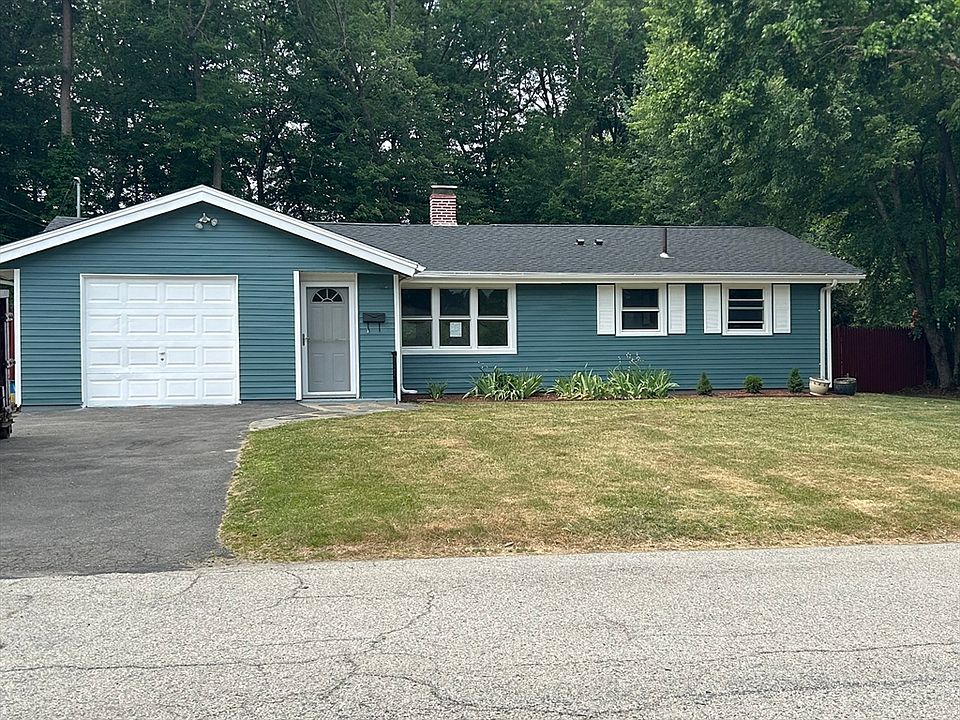 1st image of 44 Boyle Rd