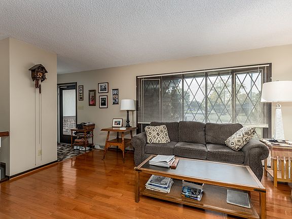 4th image of 1518 James Ct