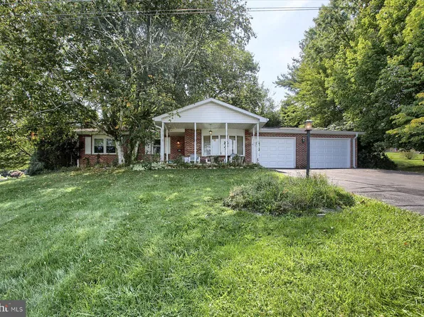 548 Schoolhouse Ln, Millersburg, PA 17061