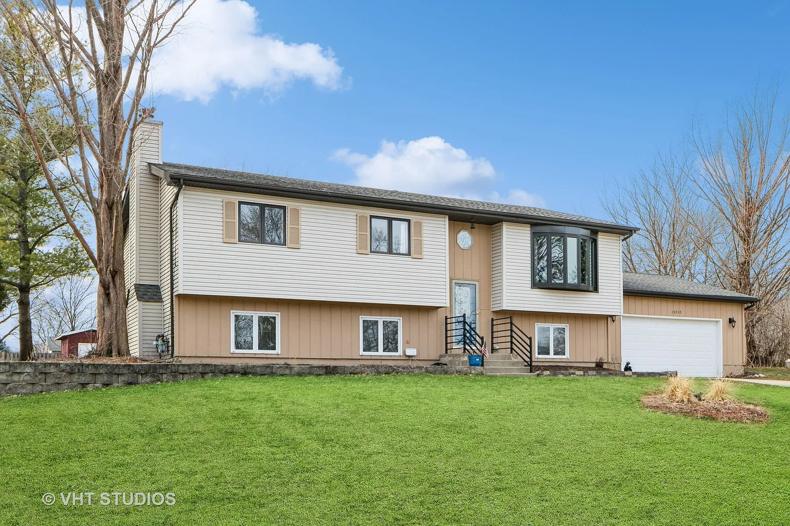 13030 S Elaine Dr photo 1