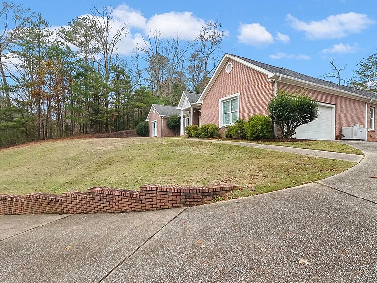 10495 Royal Points Dr — Photo 3