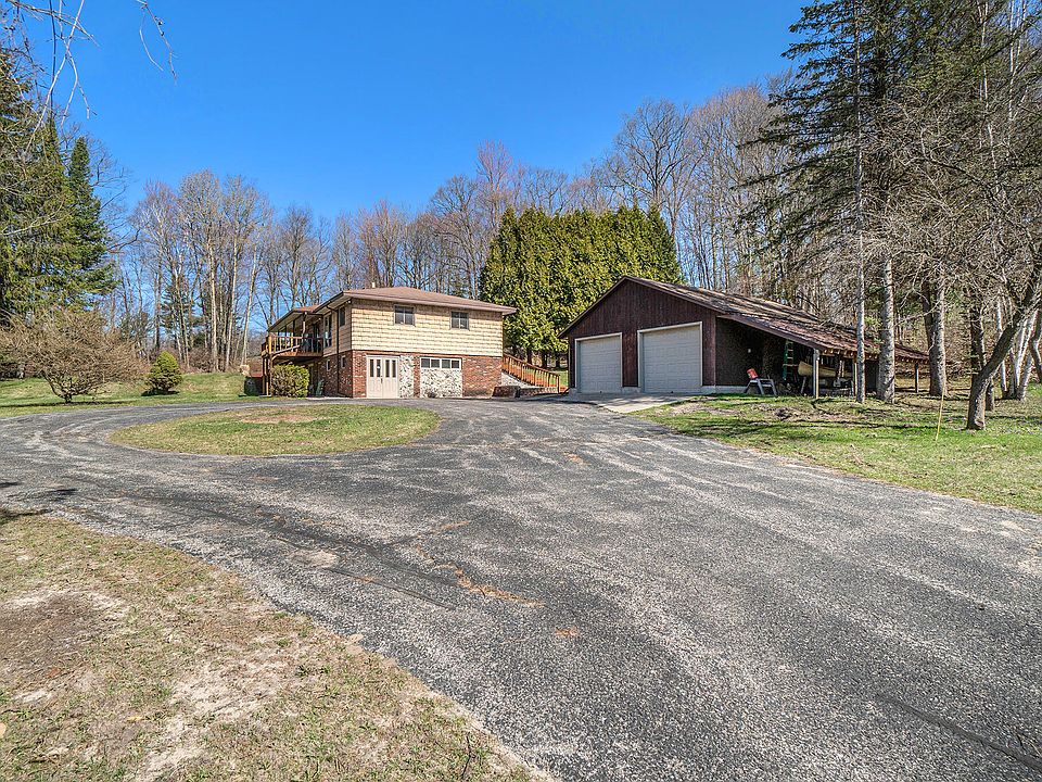 3376 Chippewa Hwy, Manistee, MI 49660 Zillow