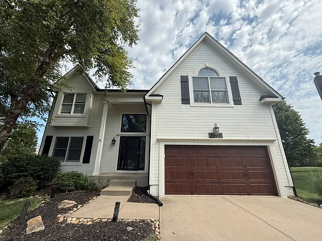 8004 W. 144th Place, Overland Park, KS 66223 — Photo 2
