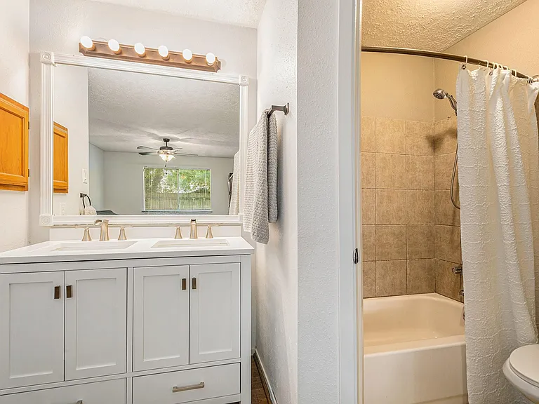 2513 Harpers Ferry Dr — Photo 19