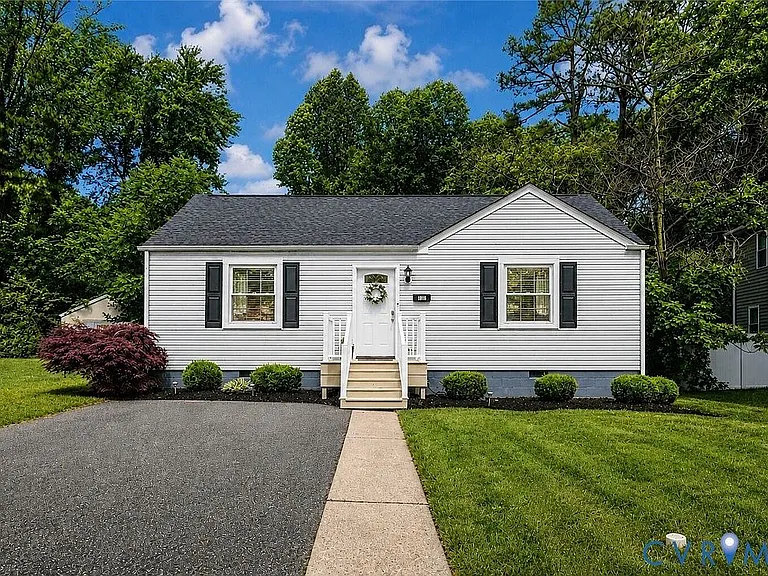 1816 Rockwood Rd — Photo 1