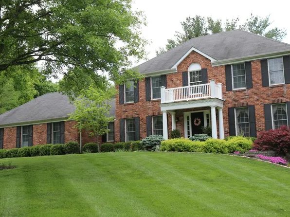 1700 Mason Knoll Rd, Saint Louis, MO 63131