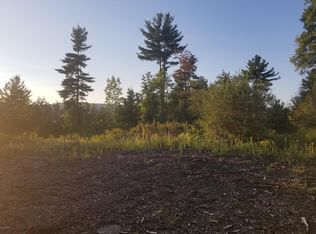 17 Jenks Rd, Cheshire, MA 01225