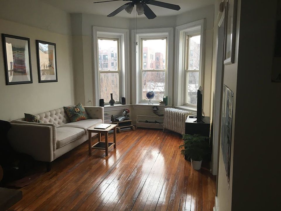 1st image of 354 Parkside Ave APT 7