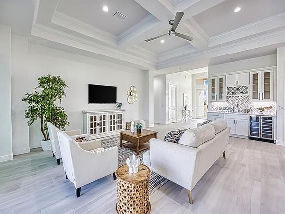 4th image of 16381 Cape Horn Blvd