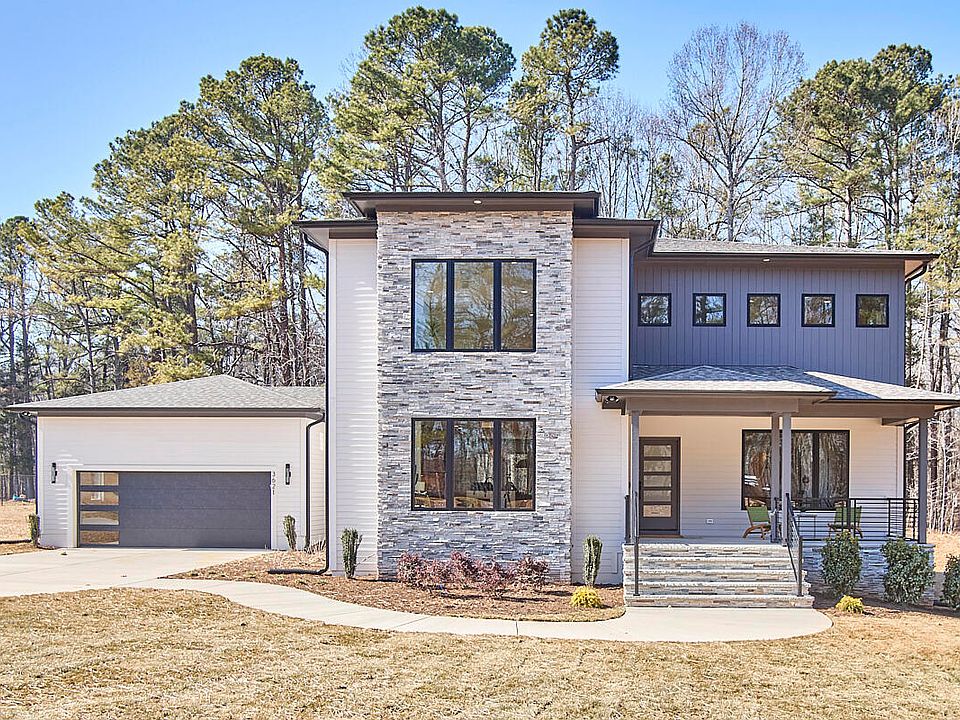 1st image of 3621 Bivins Rd