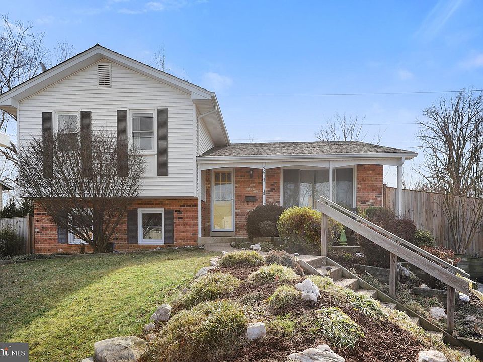1st image of 9615 Bonair Dr