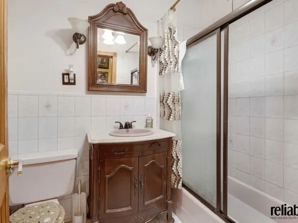 1478 Union Street image 12 of 14