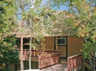 26938 Everest Rd, Lake Arrowhead, CA 92352
