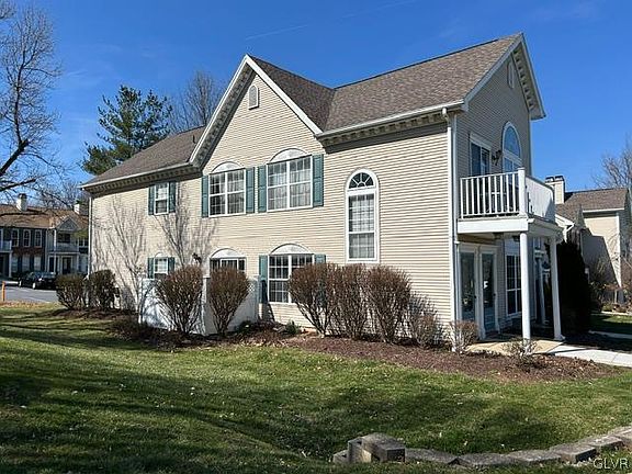 2nd image of 1940 Willings Ln