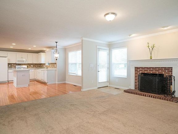 4th image of 4460 Haybury Dr