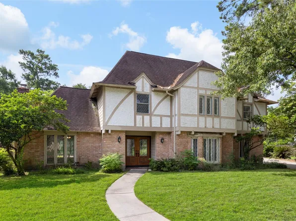 8215 Winding Hill Ln, Spring, TX 77379