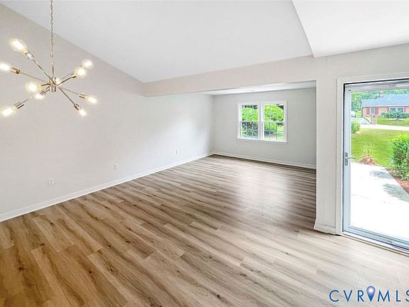 5th image of 7905 Tamarind Dr