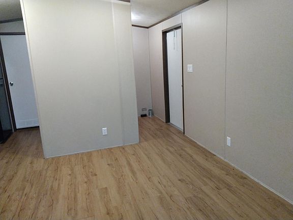 5th image of 828 State Hwy #71-4B