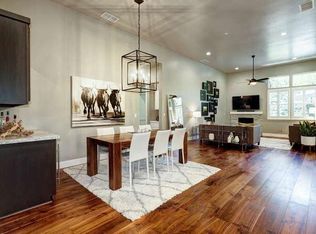 305 Fairgate Rd, Sacramento, CA 95825