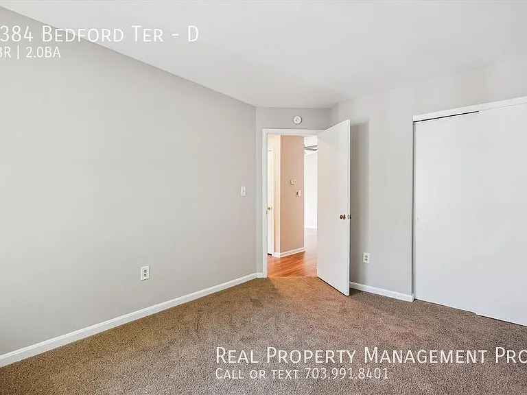 5384 Bedford Ter #D — Photo 12
