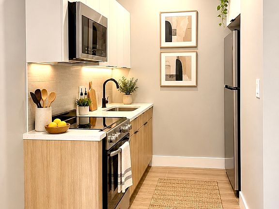 2nd image of 809 Midwood St #2A
