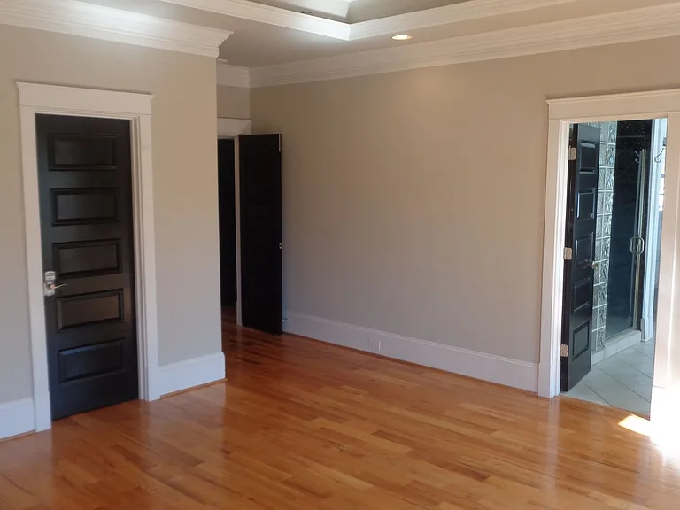 701 McDonald Ave — Photo 17