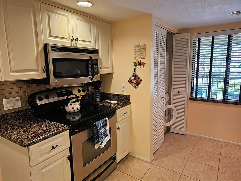 6468 Seagull Dr #316 — Photo 8