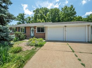 428 Tulsa Ave, Ballwin, MO 63021