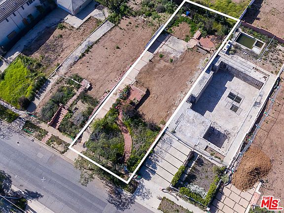 4th image of 1041 Chautauqua Blvd
