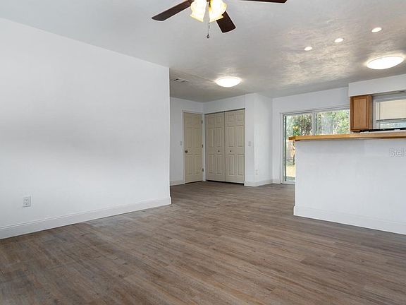 5th image of 479 Walnut Ave