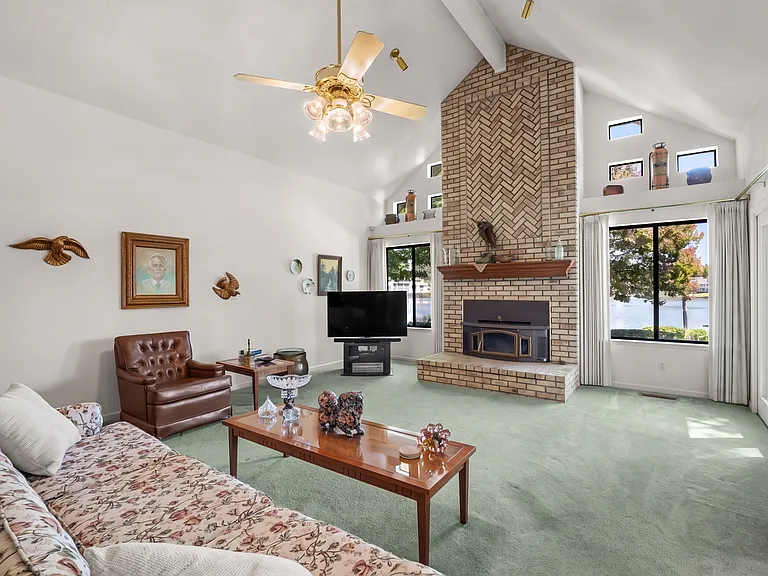 741 E Wood Duck Cir — Photo 12