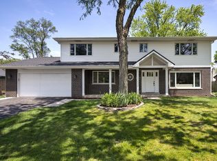 1831 Larkdale Rd, Northbrook, IL 60062