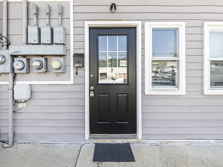 700 Motter Ave #B — Photo 19