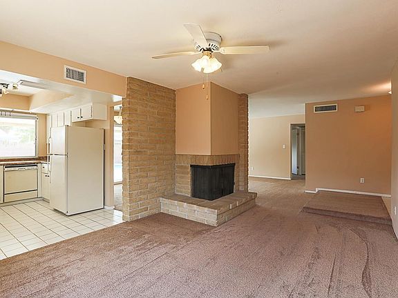 4th image of 1411 E La Jolla Dr