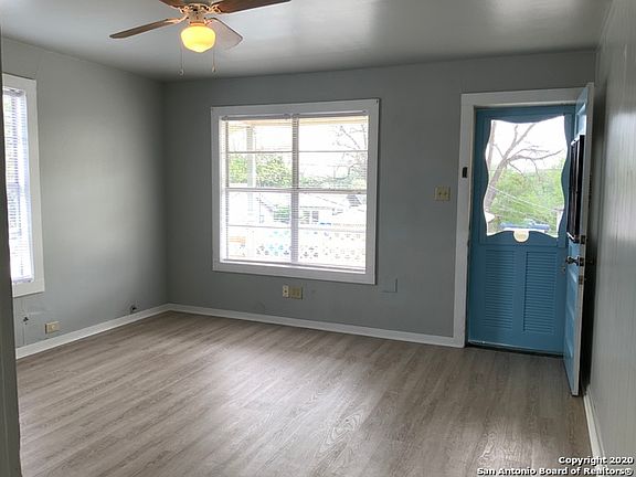 3rd image of 607 S Chupaderas St #609
