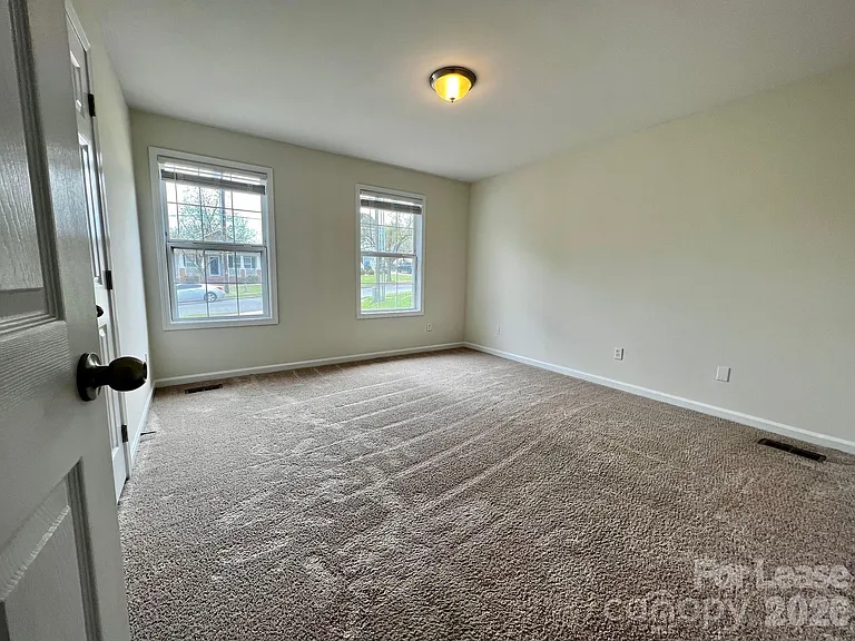 926 Polk St — Photo 22